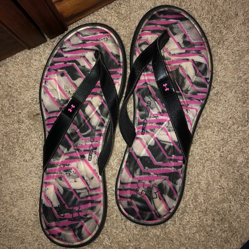 Under armour 4D flip flops size 10
